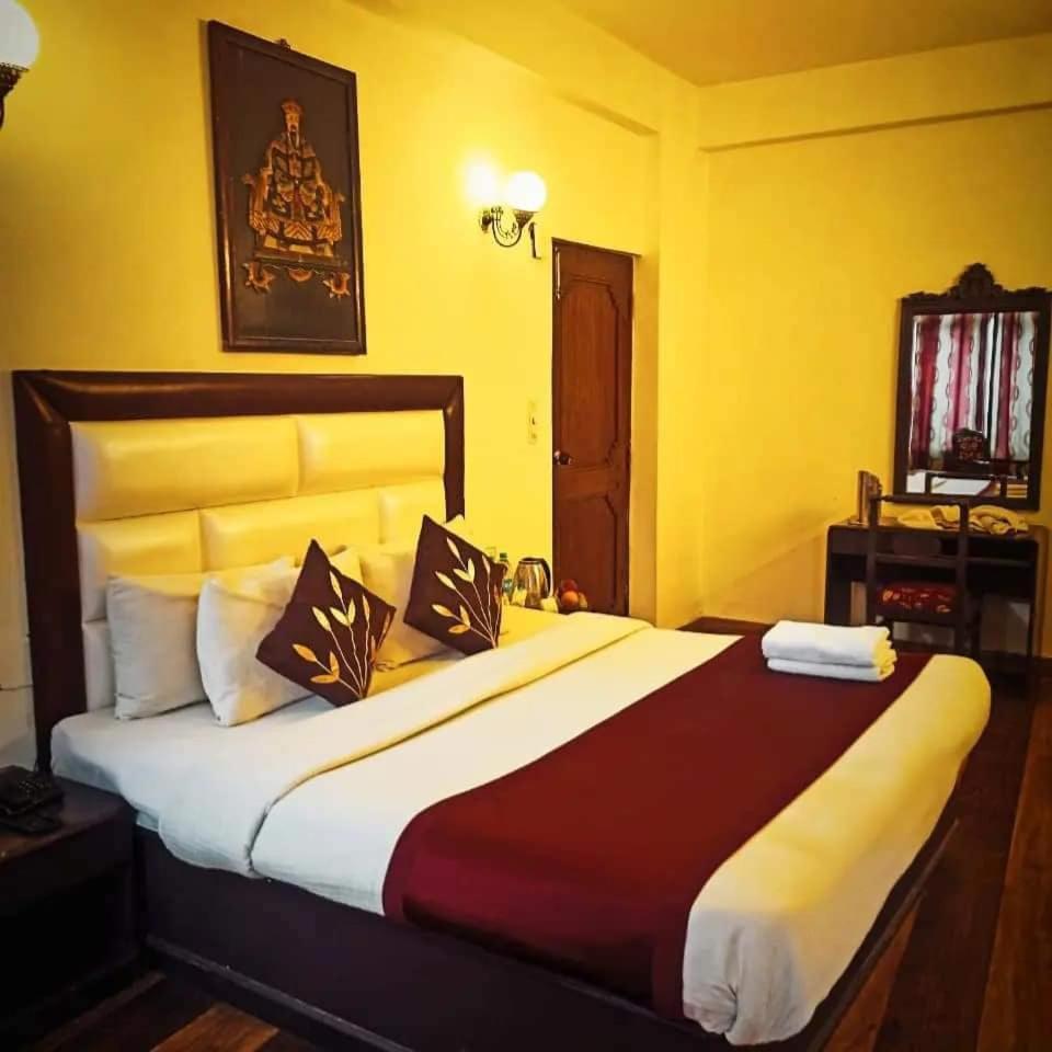 Hotel Kalinga Intercontinental Manali Exterior photo